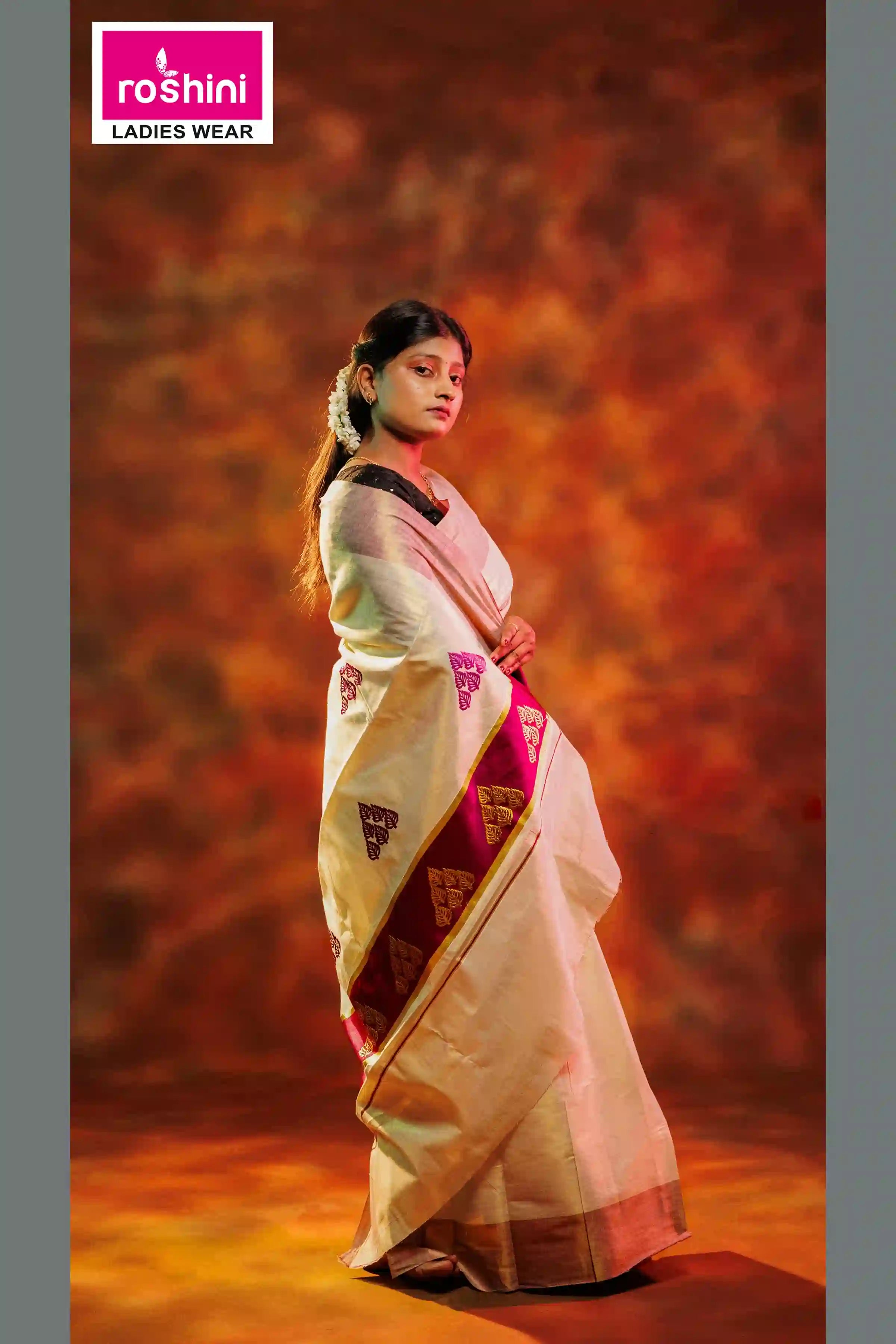 kerala-traditional-sarees-online-pink-border