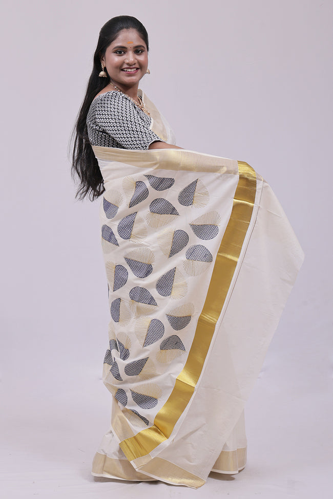MK-5016 GOLD KASAVU SAREE 6.25 MTR Main Image