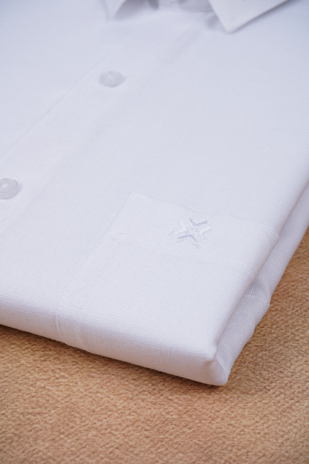 WHITE HORSE Men’s White Shirt